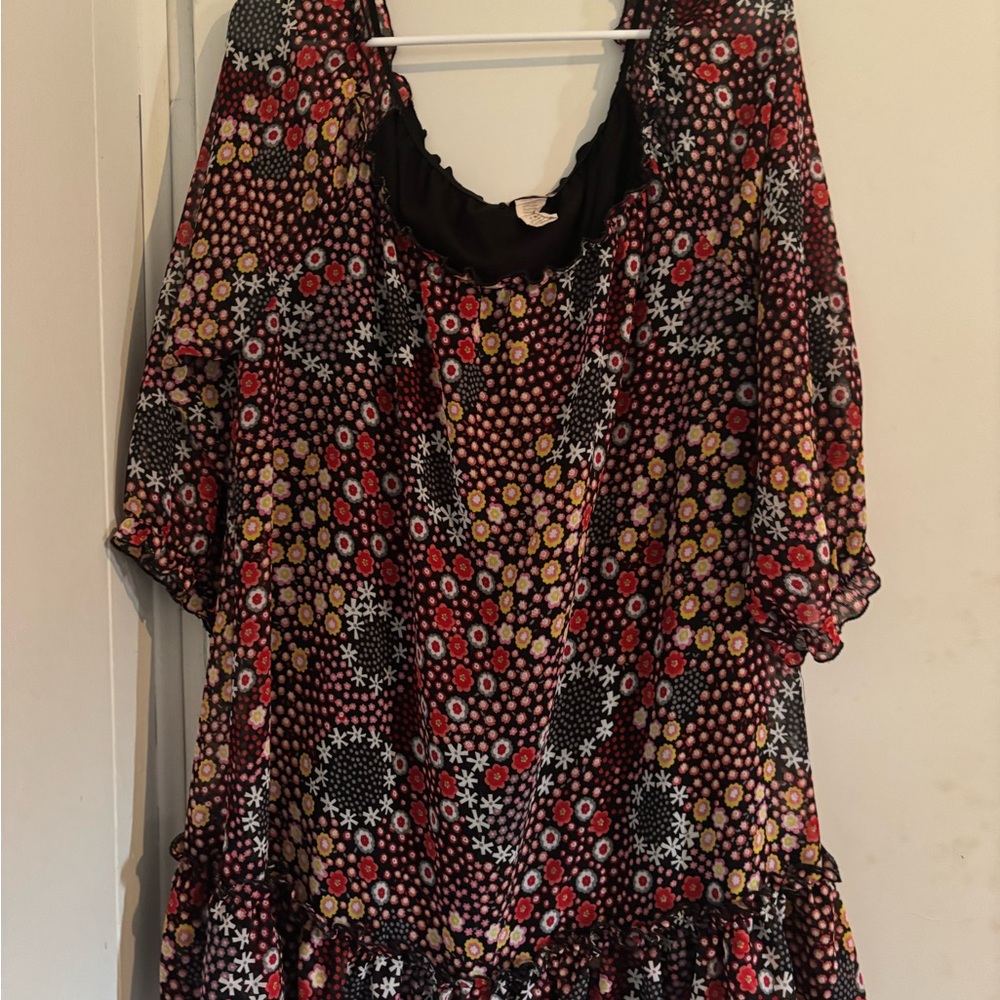 Floral Patterned Women's Top